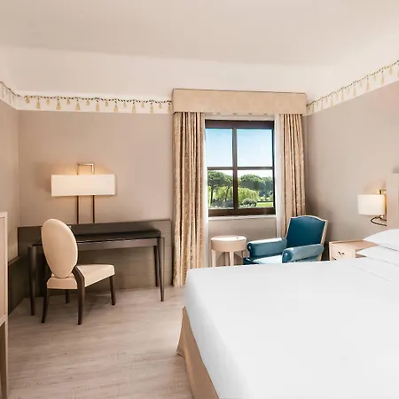 Sheraton Parco De Medici Hotell 4*