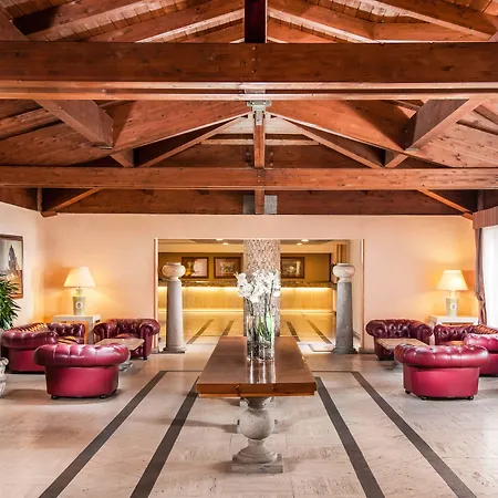 מלון Sheraton Parco De Medici 4*