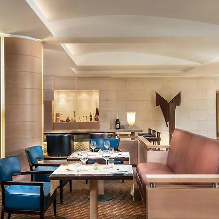 Hotel Sheraton Parco De Medici 4*