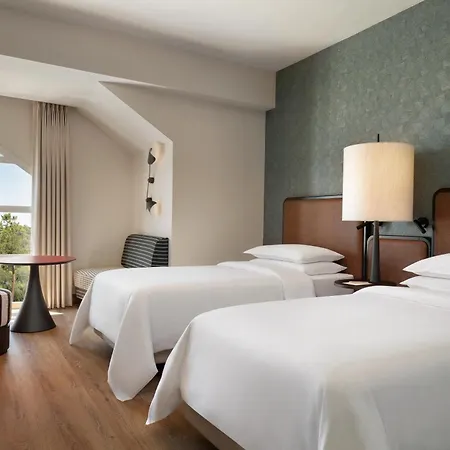 Sheraton Parco De Medici 4*