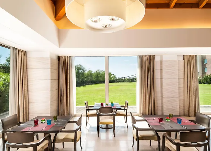 Отель Sheraton Parco De Medici