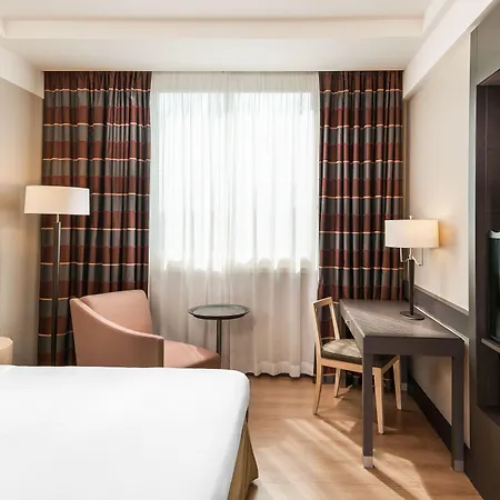 Hotel Sheraton Parco De Medici 4*